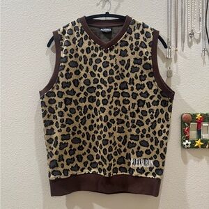 Pleasure unisex vest. Veryy good conditioning.